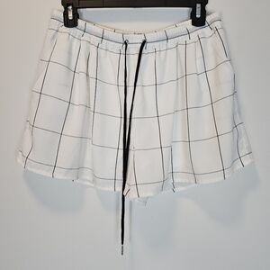 Addie Plaid‎ White Black Drawstring Lounge Shorts Large